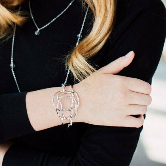 Daydreamer Bracelet Handmade in India - Picture 5 of 5